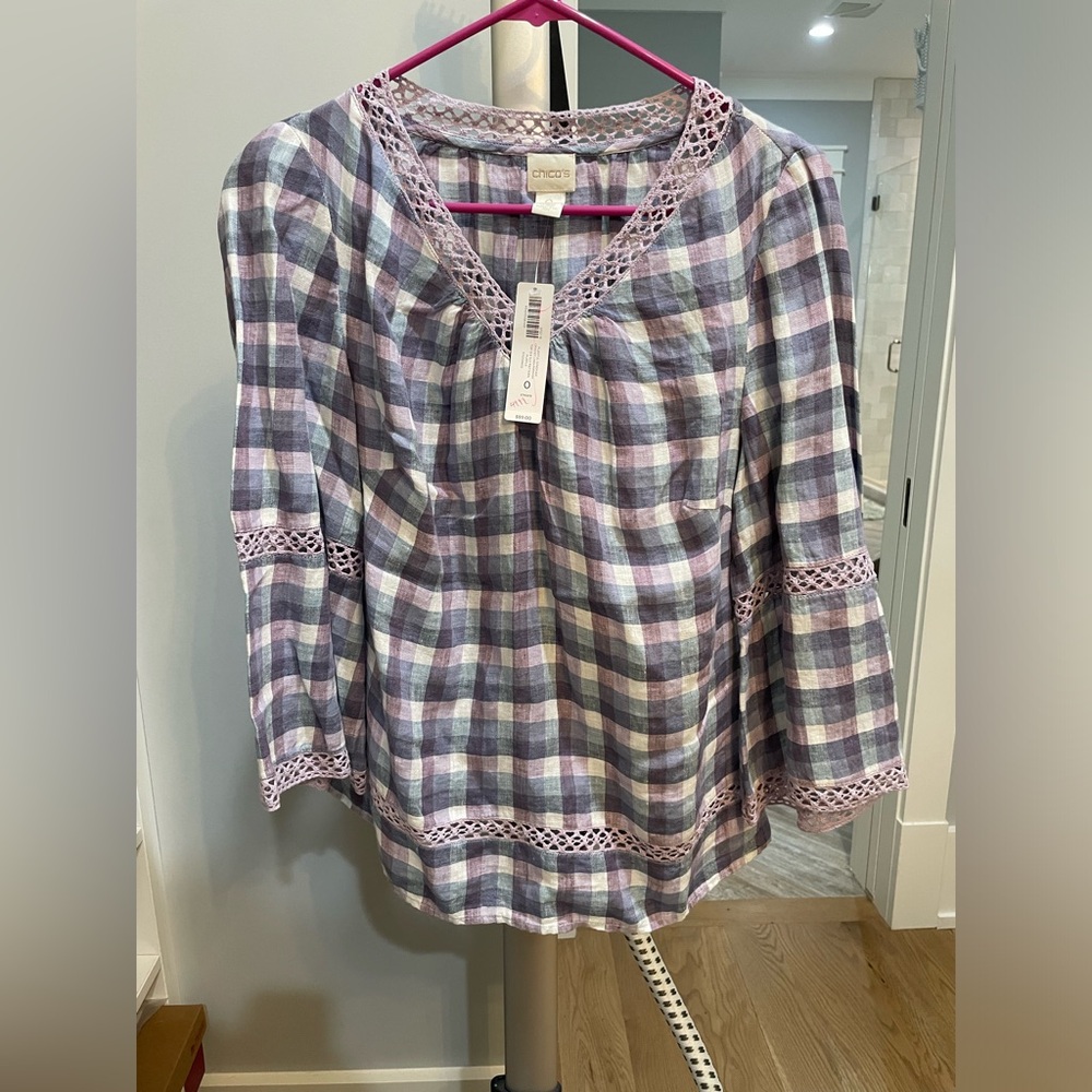 NWT Chicos Size 0 Tunic